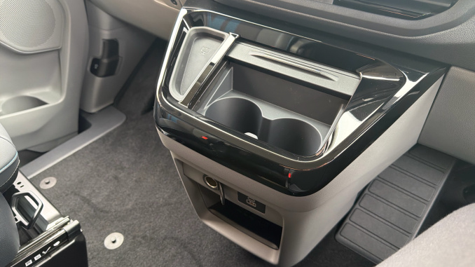 Ford Transit Custom 320 L1 Petrol Fwd 2.5 PHEV 232ps H1 Van Sport Auto - Image 26
